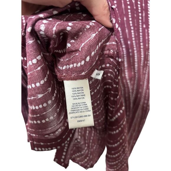 Cloth & Stone Anthropologie Maroon Red Arrow Button Front Blouse Size S - Picture 8 of 11